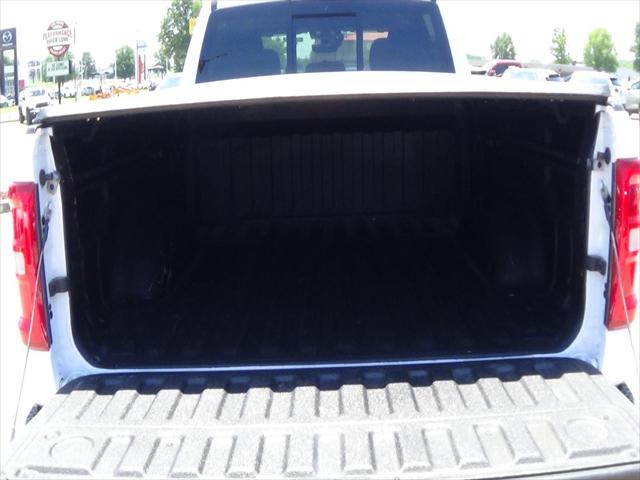 2025 Ram 1500 Big Horn Crew Cab 4x4 64 Box