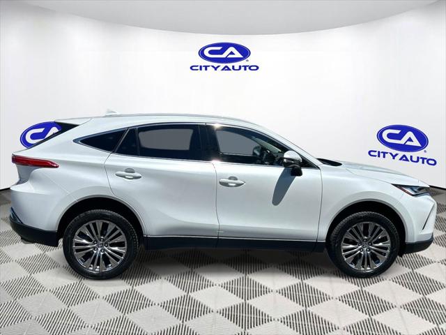 2024 Toyota Venza XLE