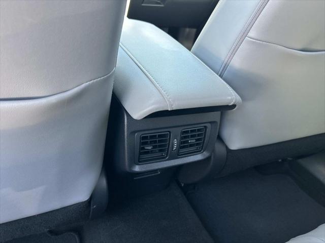 2024 Toyota Venza XLE