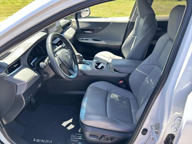 2024 Toyota Venza XLE