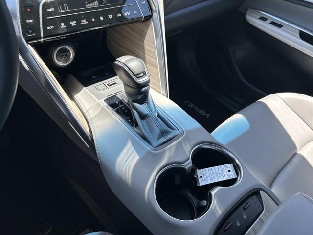 2024 Toyota Venza XLE