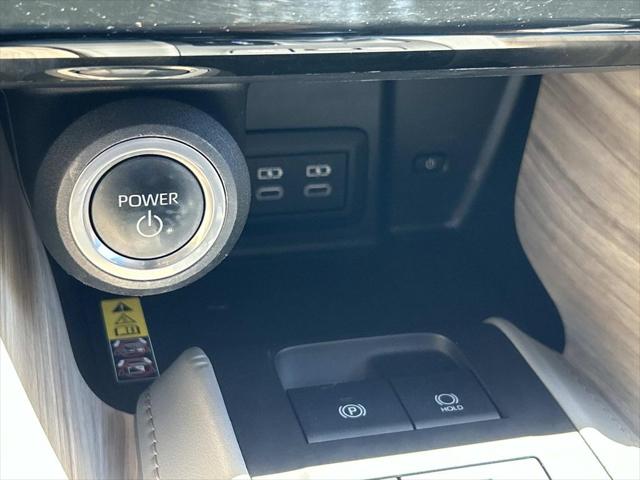 2024 Toyota Venza XLE