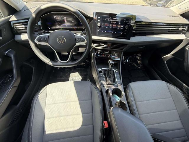 2025 Volkswagen Jetta 1.5T SE
