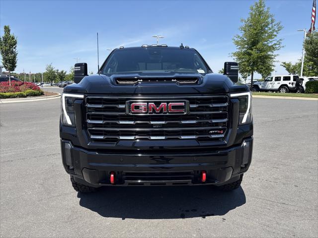 2024 GMC Sierra 2500HD 4WD Crew Cab Standard Bed AT4