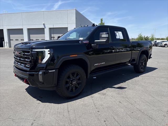 2024 GMC Sierra 2500HD 4WD Crew Cab Standard Bed AT4