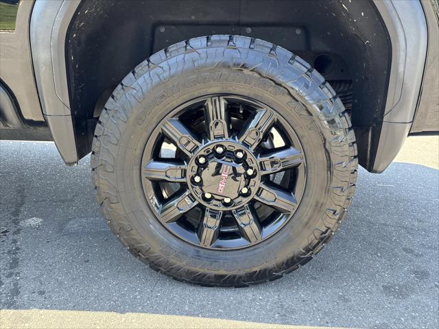 2024 GMC Sierra 2500HD 4WD Crew Cab Standard Bed AT4