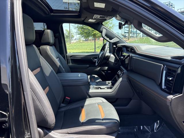 2024 GMC Sierra 2500HD 4WD Crew Cab Standard Bed AT4