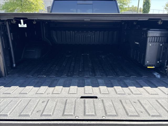 2024 GMC Sierra 2500HD 4WD Crew Cab Standard Bed AT4