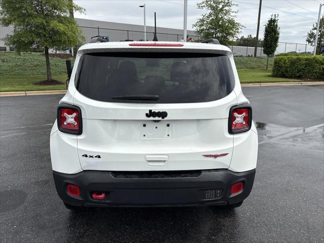 2023 Jeep Renegade Trailhawk 4x4