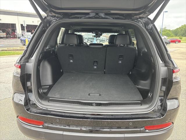 2025 Jeep Grand Cherokee Altitude X 4x4