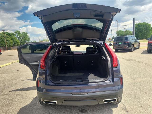 2024 Cadillac XT4 FWD Premium Luxury