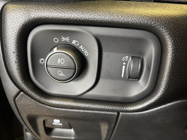 2026 Ram 1500 Warlock Crew Cab 4x4 57 Box
