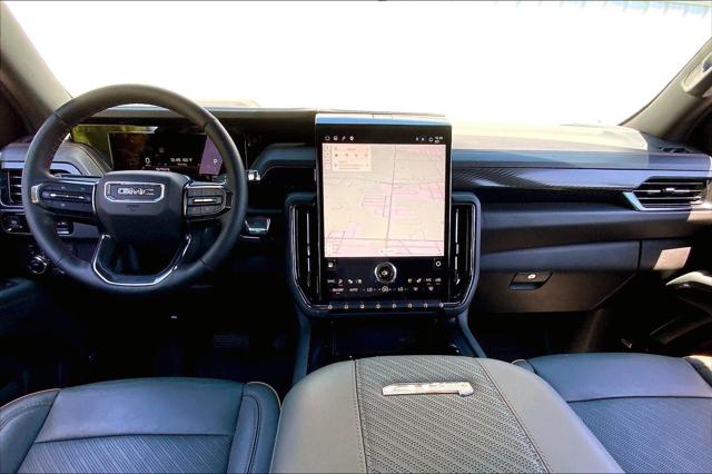 2025 GMC Yukon XL 4WD AT4