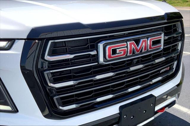 2025 GMC Yukon XL 4WD AT4