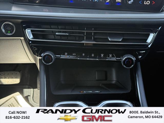 2026 Chevrolet Traverse AWD LT