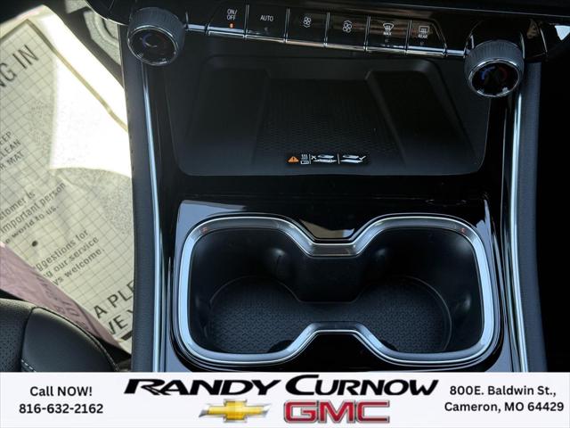 2026 Chevrolet Traverse AWD LT