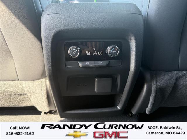 2026 Chevrolet Traverse AWD LT