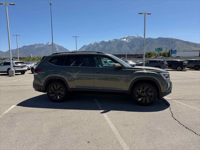 2026 Volkswagen Atlas SE with Technology