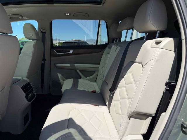 2026 Volkswagen Atlas SE with Technology