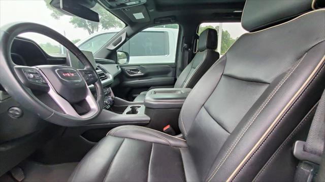 2023 GMC Yukon XL 4WD SLT