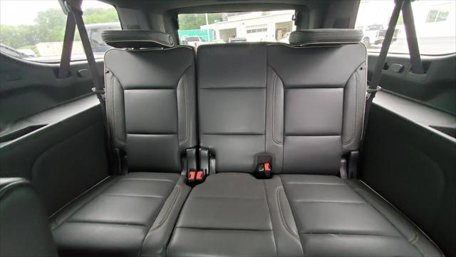 2023 GMC Yukon XL 4WD SLT