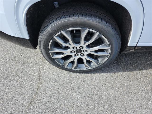 2026 GMC Acadia Denali Ultimate FWD