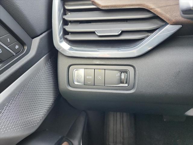 2026 GMC Acadia Denali Ultimate FWD