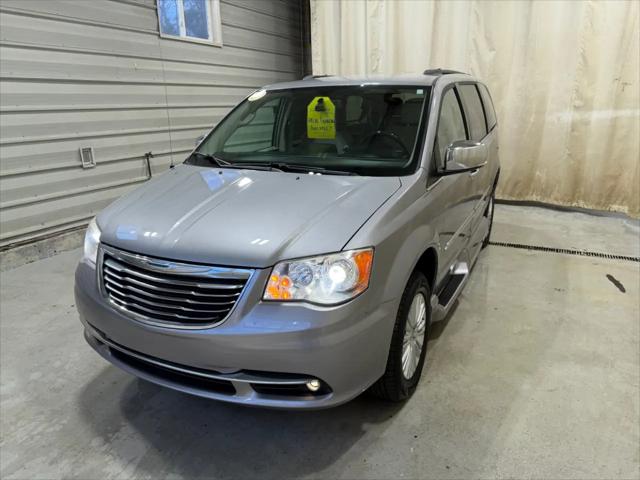 2014 Chrysler Town & Country Limited