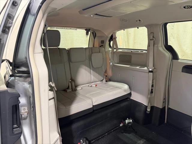 2014 Chrysler Town & Country Limited