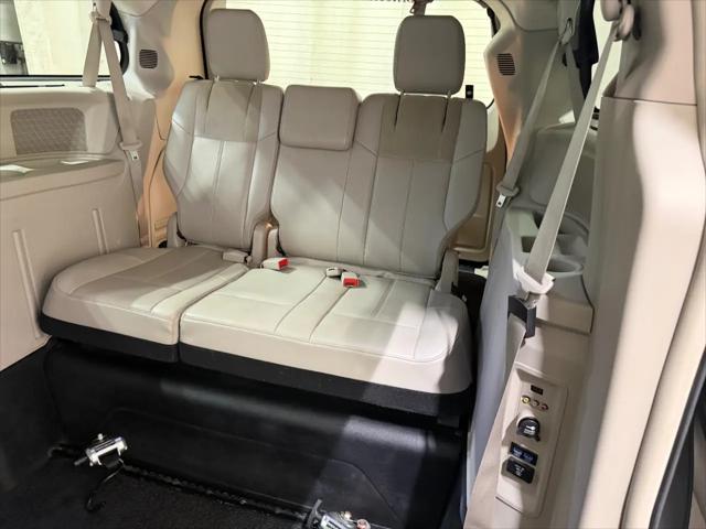 2014 Chrysler Town & Country Limited