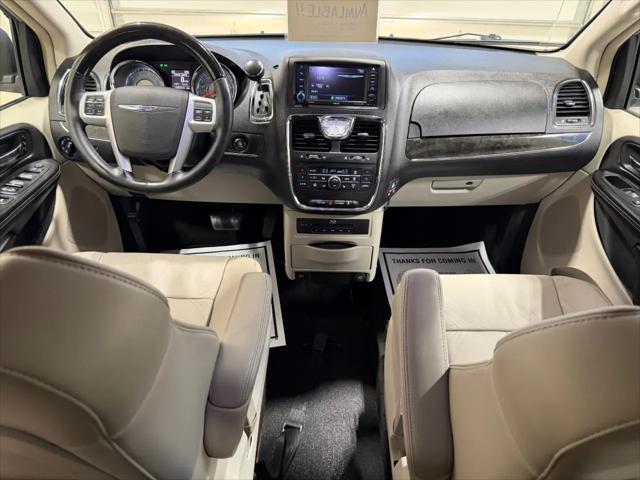 2014 Chrysler Town & Country Limited