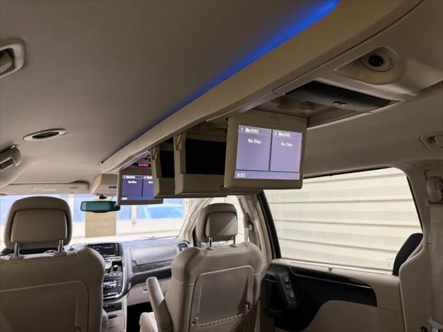 2014 Chrysler Town & Country Limited