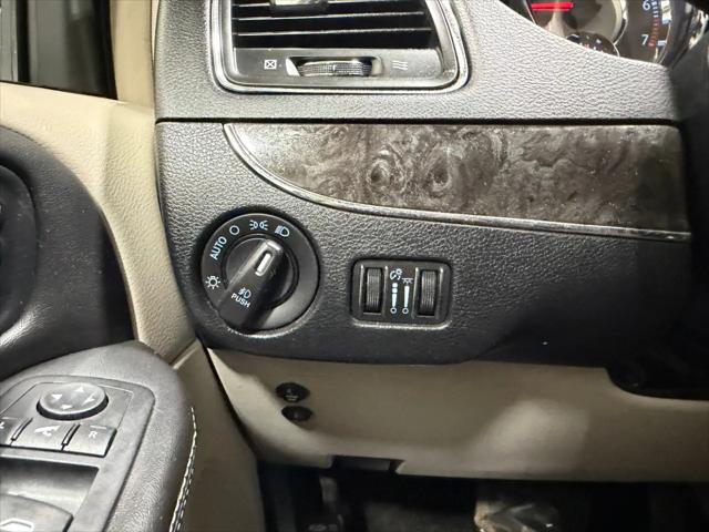 2014 Chrysler Town & Country Limited