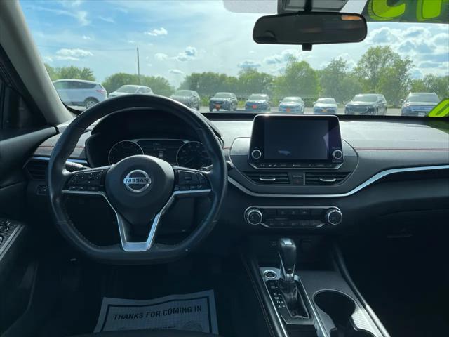 2020 Nissan Altima SR FWD