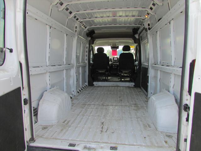 2025 Ram ProMaster 2500 Cargo Van Tradesman High Roof 159" WB w/Pass Seat