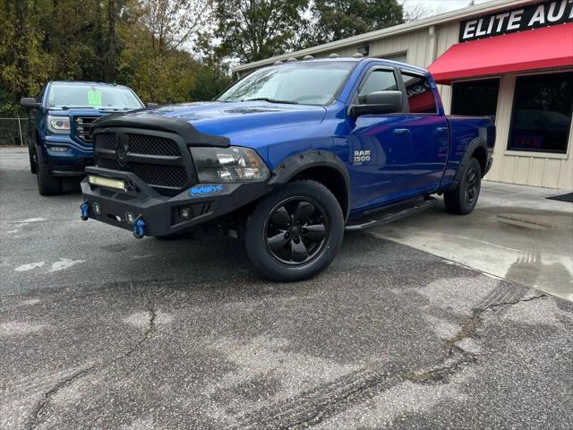 2019 Ram 1500 Classic SLT Crew Cab 4x2 6'4" Box