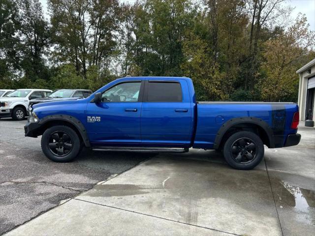 2019 Ram 1500 Classic SLT Crew Cab 4x2 6'4" Box