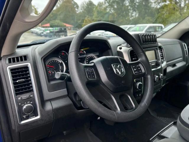2019 Ram 1500 Classic SLT Crew Cab 4x2 6'4" Box
