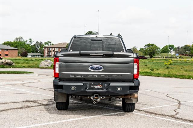 2019 Ford F-350 Lariat Pickup 4D 8 ft