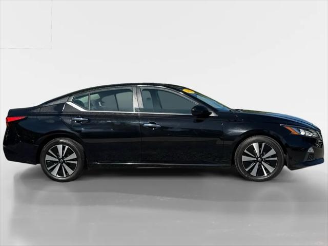 2022 Nissan Altima SV FWD