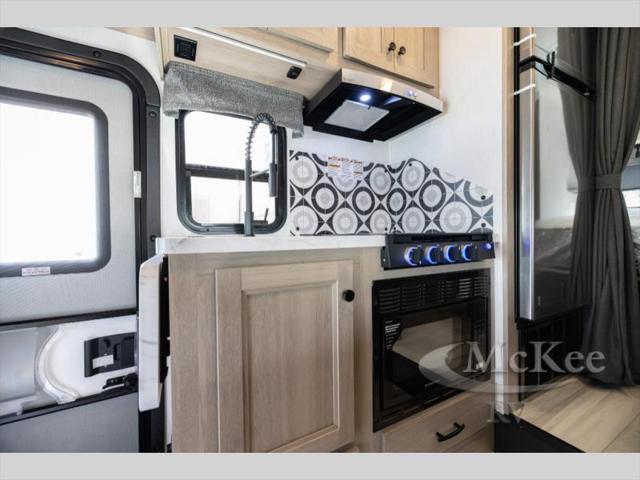 2026 Ford E-350 Cutaway Unknown
