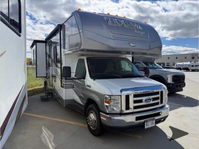 2013 Ford E-450 Cutaway Unknown