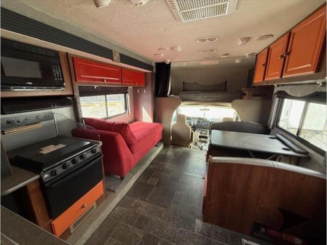 2013 Ford E-450 Cutaway Unknown