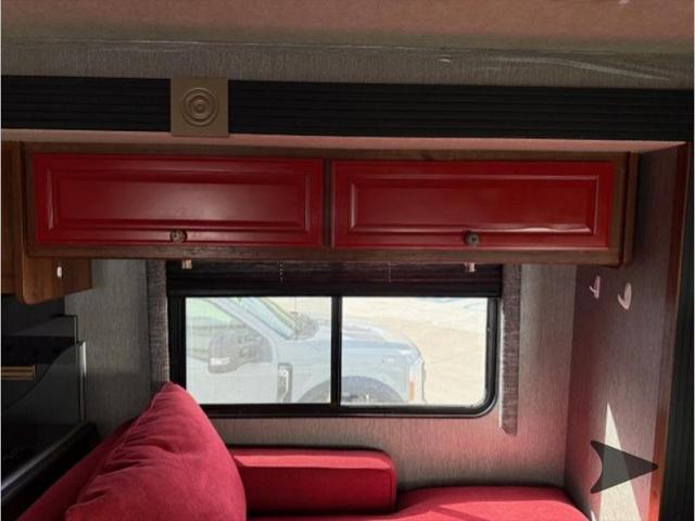 2013 Ford E-450 Cutaway Unknown