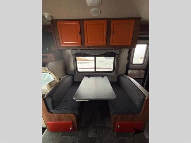 2013 Ford E-450 Cutaway Unknown