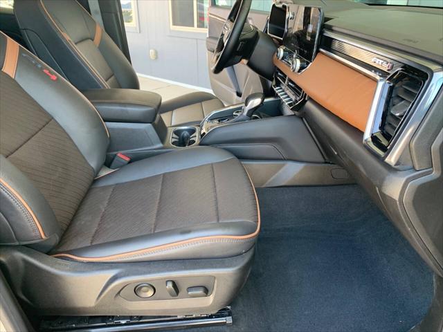 2024 GMC Canyon AT4