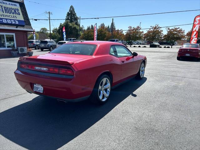 2013 Dodge Challenger R/T Plus