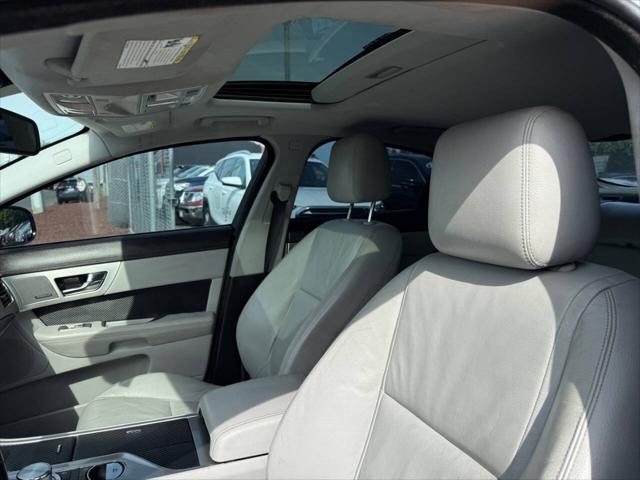 2013 Jaguar XF V6 SC