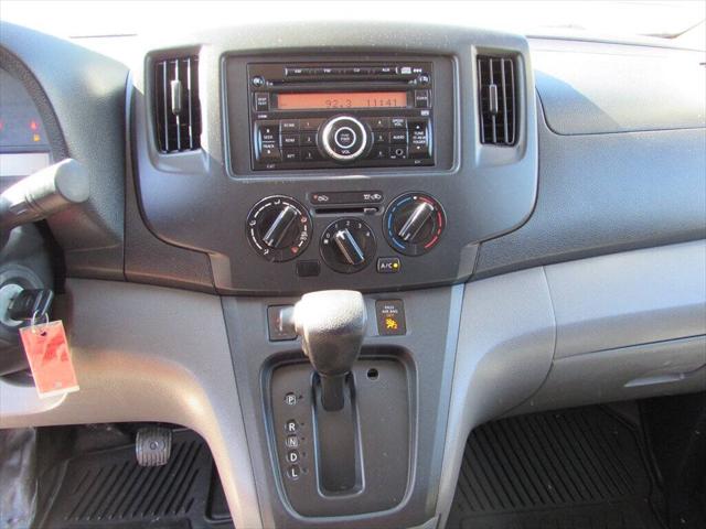 2015 Nissan NV200 S
