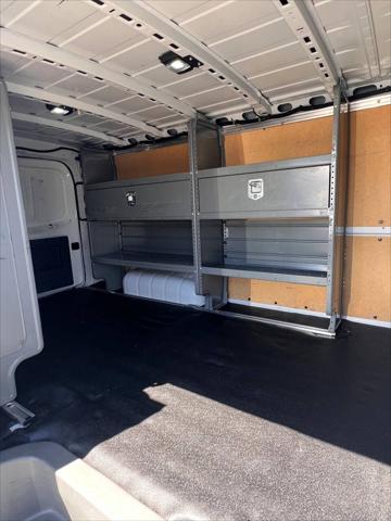 2021 Nissan 3500 SV Standard Roof V8